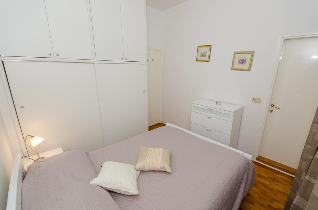 Apartment Noemi Rovinj Luaran gambar
