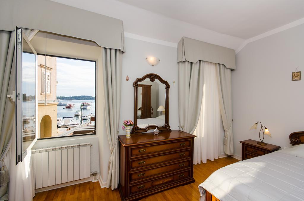Apartment Noemi Rovinj Luaran gambar